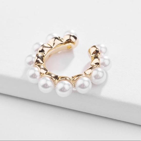 Pearl Ear Cuff - Picture 2 of 4